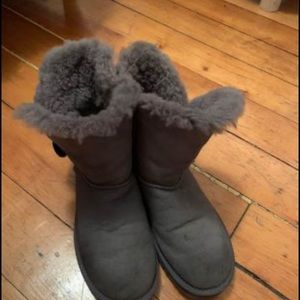 Ugg boots size 9.5
